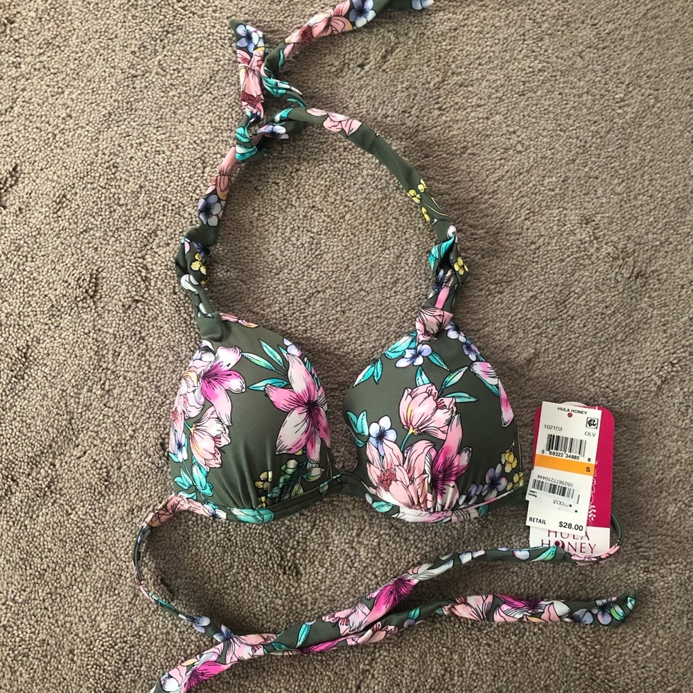 NWT Bikini Top
